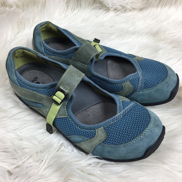 ahnu mary janes